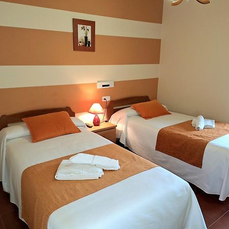 Hostal Rio Duero Molinos de Duero Extérieur photo