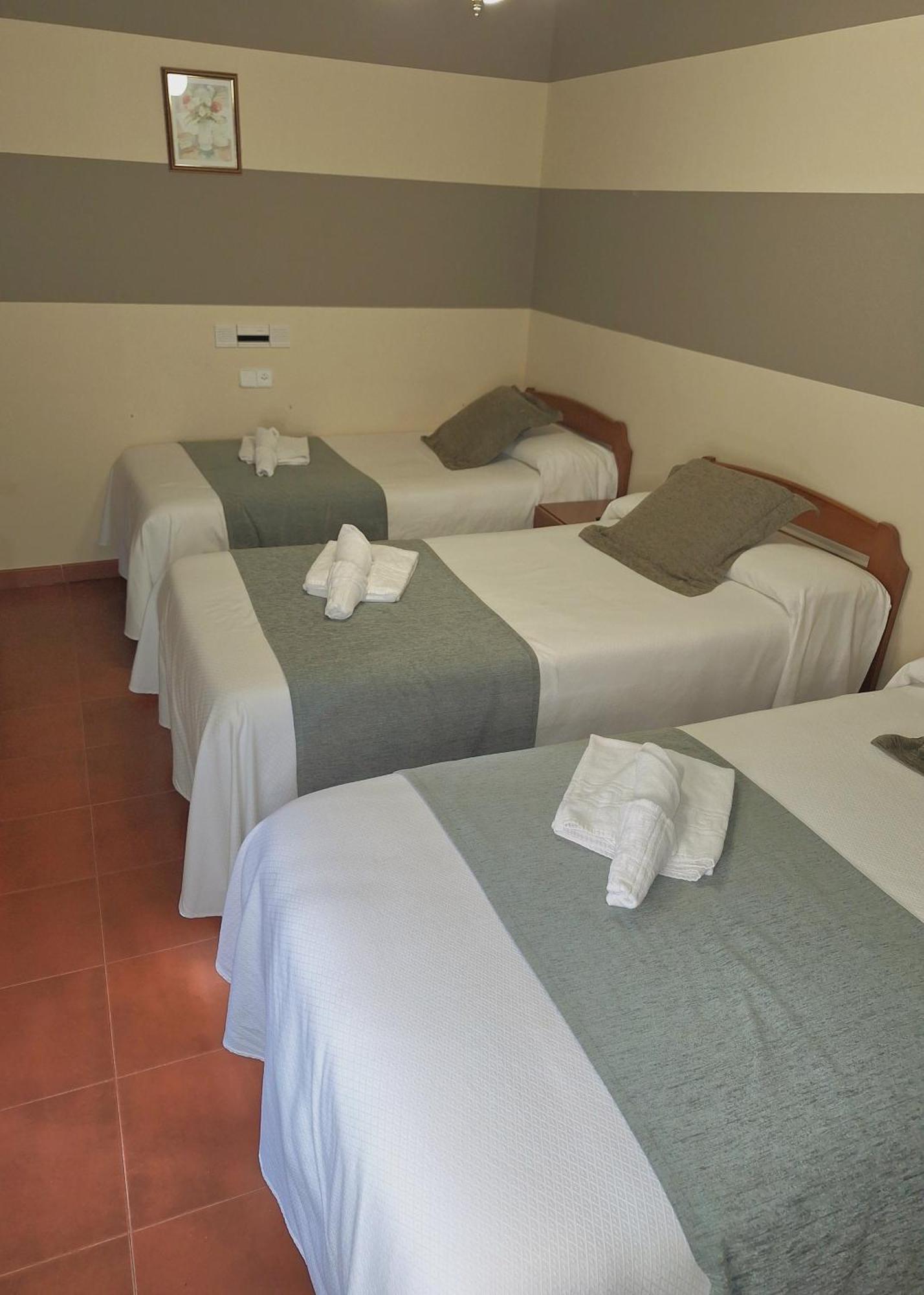 Hostal Rio Duero Molinos de Duero Extérieur photo